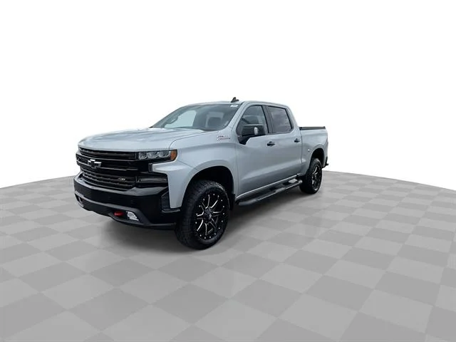 Used 2020 Silver Ice Metallic Chevrolet LT Trail Boss image 5