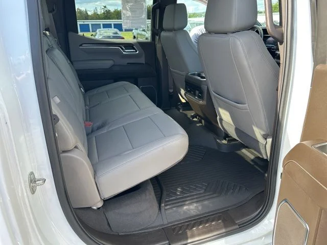 2023 Chevrolet Silverado 1500 RST - Photo 11