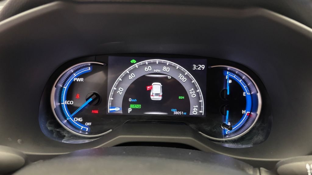 Used 2023 Red Toyota XLE image 19