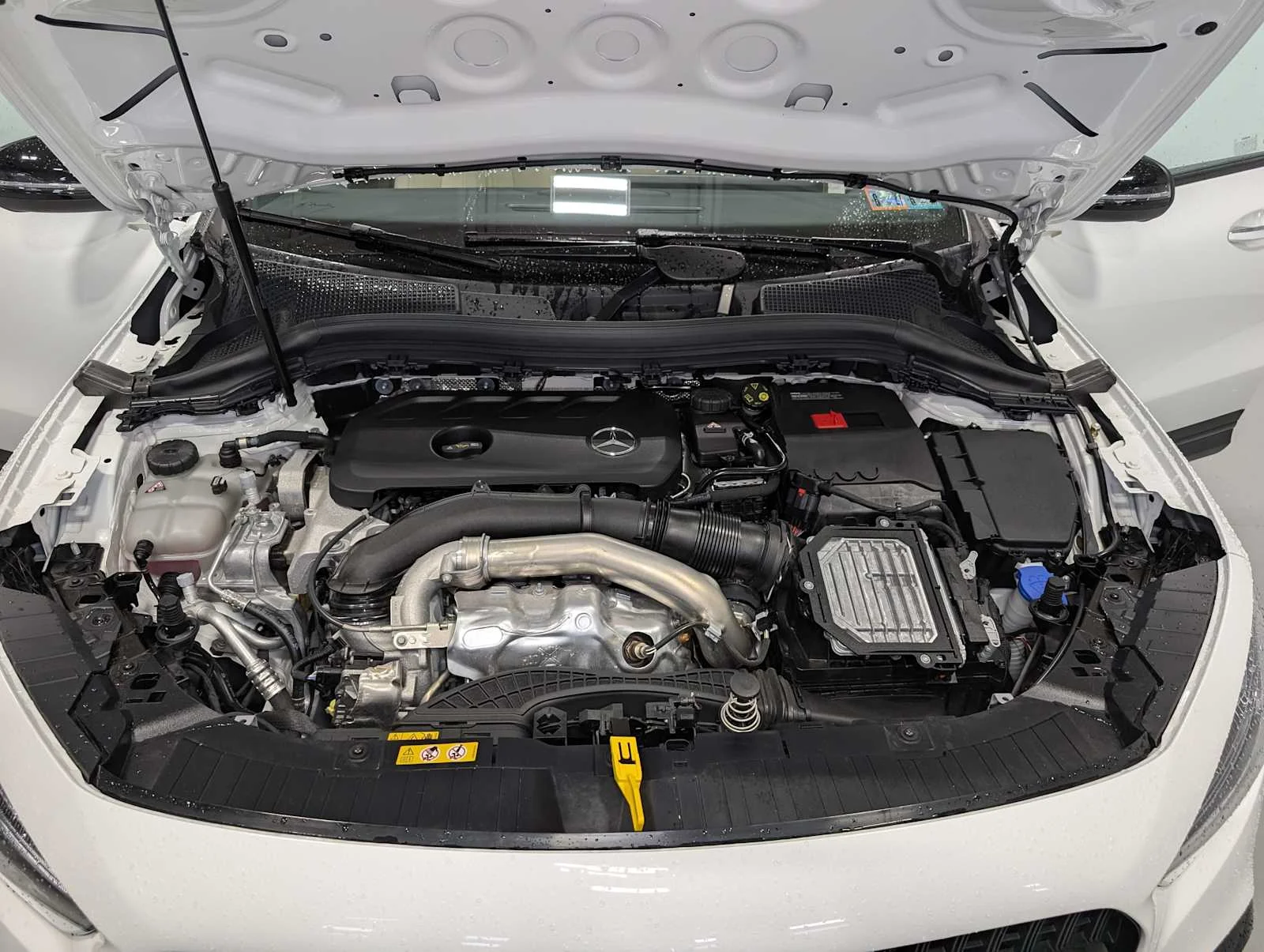 Used 2026 Polar White Mercedes-Benz GLA 250 image 11