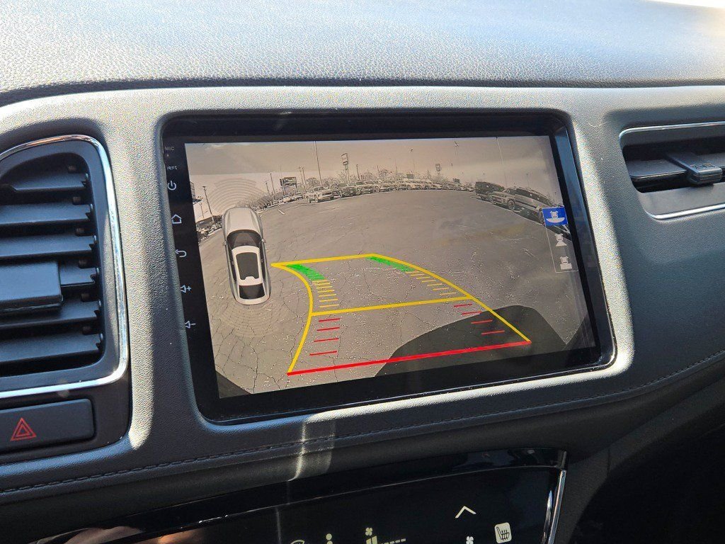 Used 2018  Honda EX-L image 27