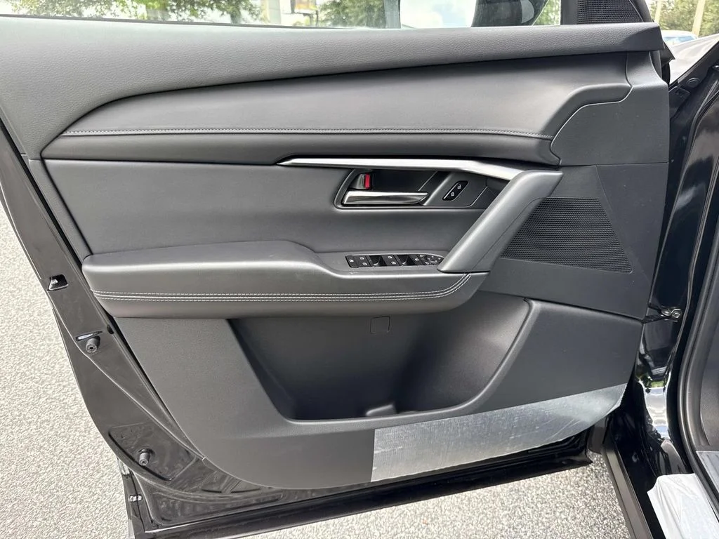 New 2026 Jet Black Mica Mazda 2.5 S Preferred AWD image 24