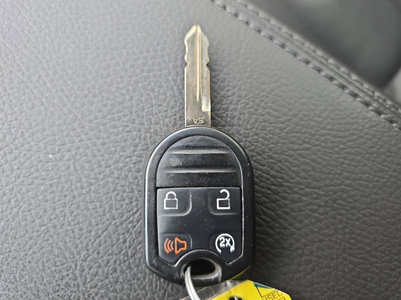 Used 2011 Tuxedo Black Metallic Ford Lariat image 31