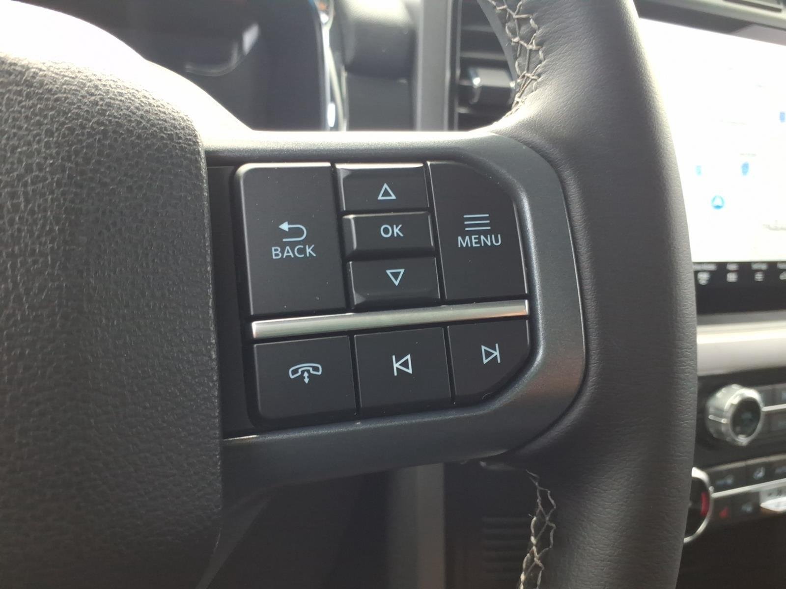 Used 2023 Carbonized Gray Metallic Ford XLT image 28