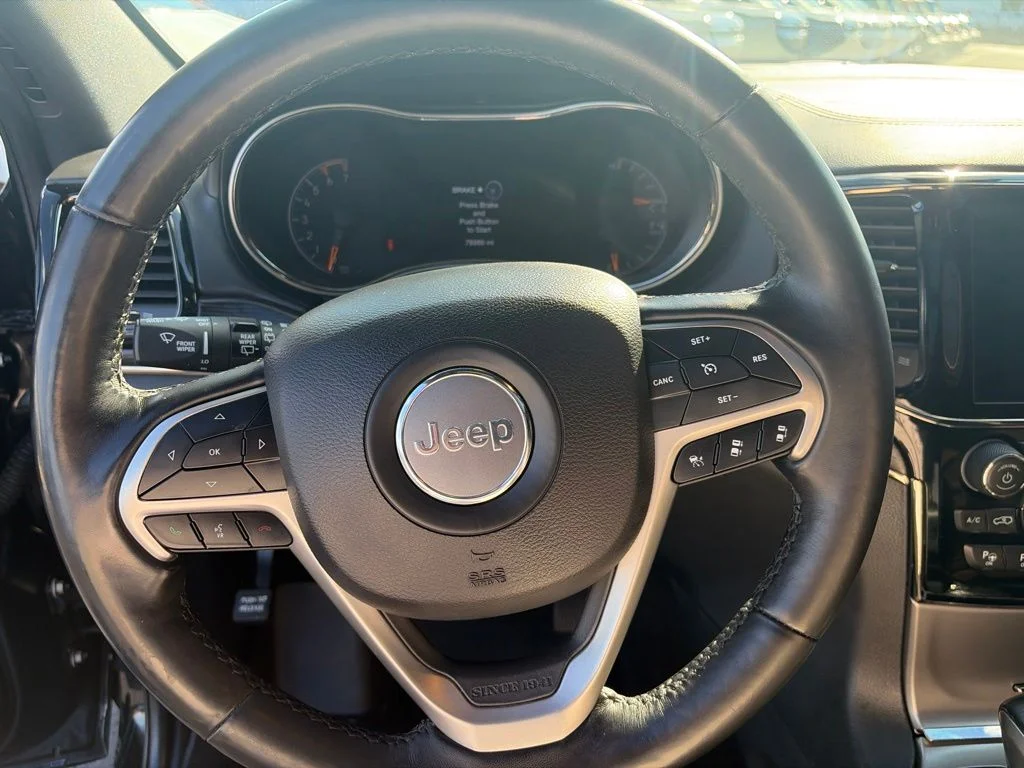 Certified Used 2020 Black Jeep Overland image 25