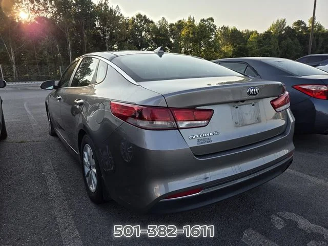 Used 2018 Silver Kia LX image 2