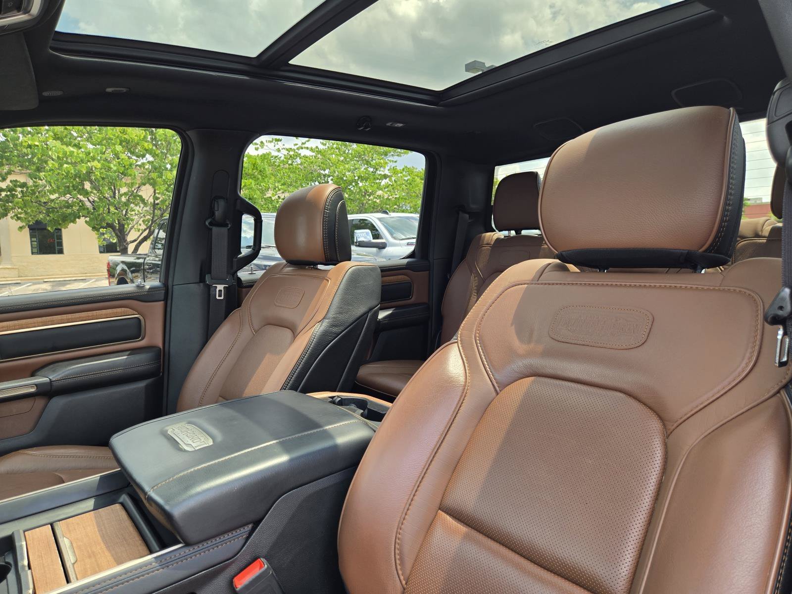2022 RAM Ram 1500 Pickup Longhorn - Photo 22