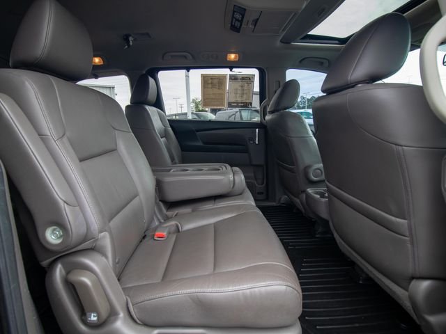 2016 Honda Odyssey Touring - Photo 16