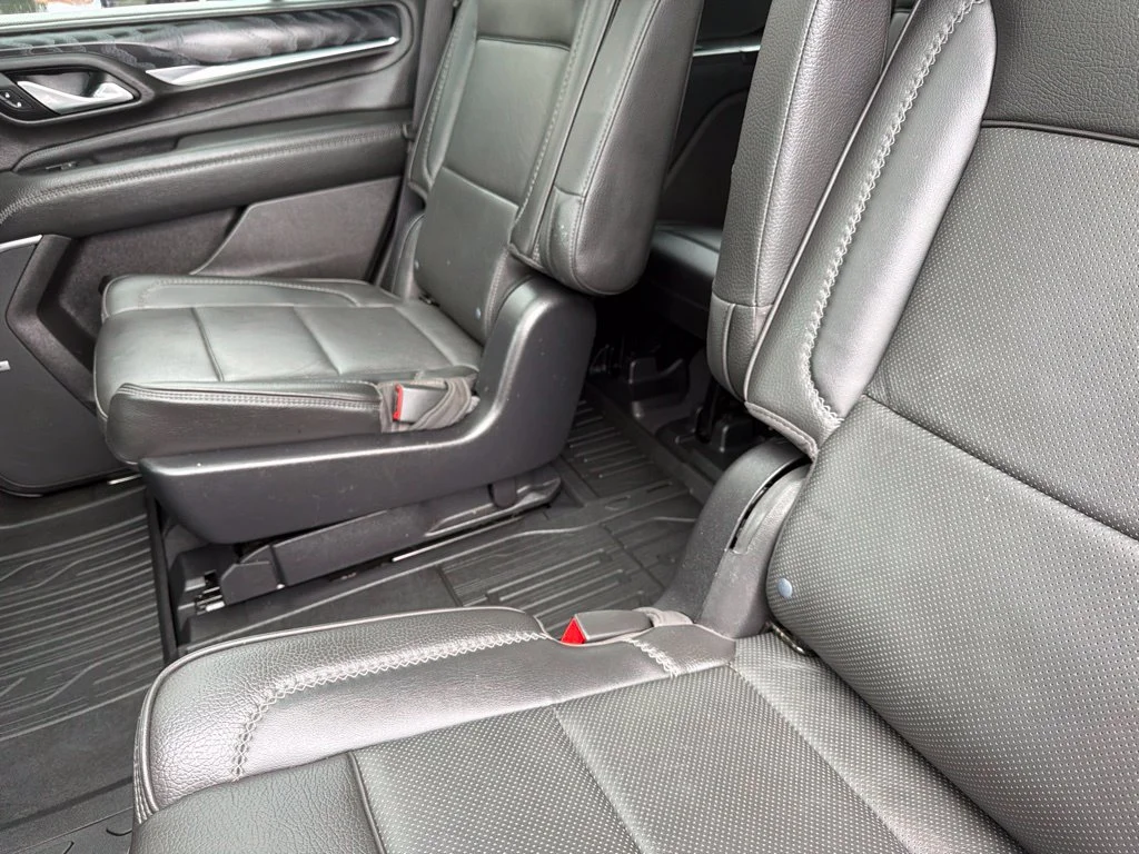 Used 2022 Midnight Blue Metallic GMC Denali image 11