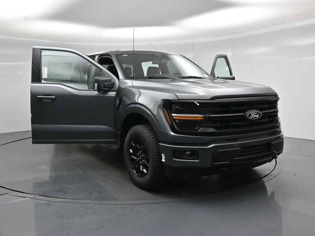 New 2026 Gray Ford XLT image 29