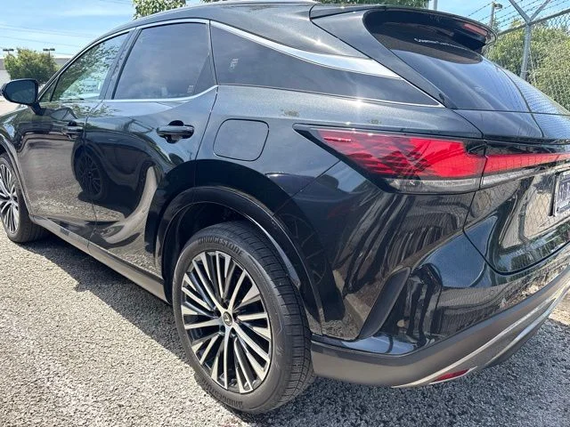 Used 2025 Black Lexus 350 Premium Plus image 3