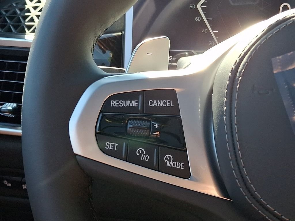 New 2026 Carbon Black Metallic BMW xDrive40i image 19