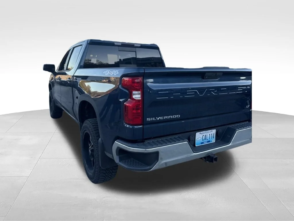 Used 2019 Blue Chevrolet LT image 10