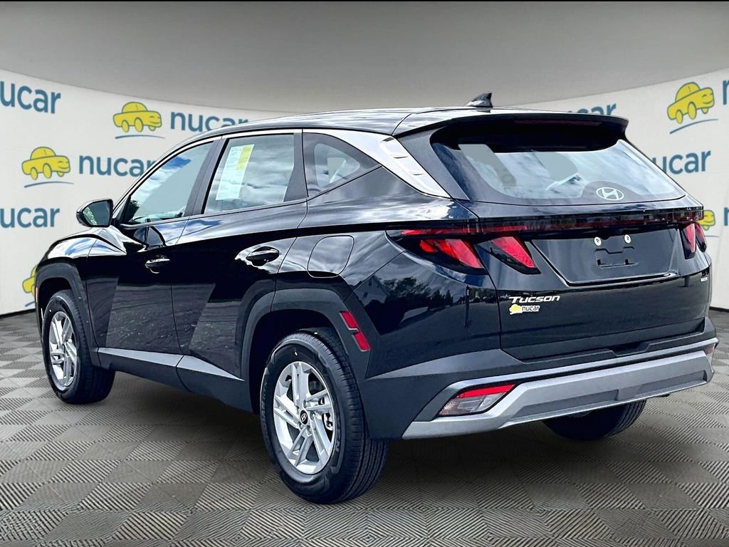 Used 2026 Phantom Black Hyundai SE image 4