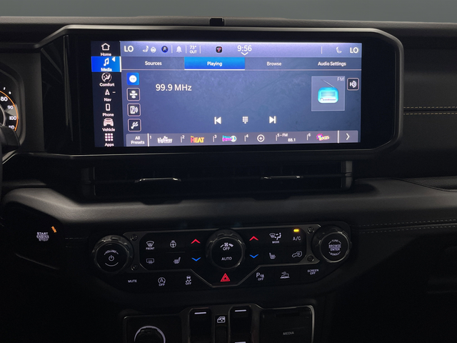 2025 Jeep Wrangler 4-Door Sahara - Photo 8