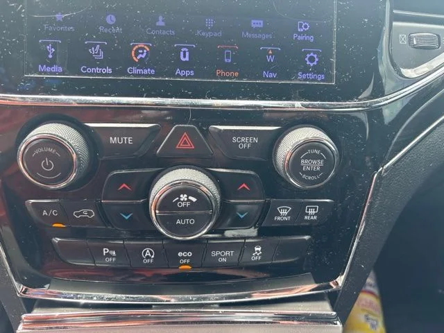 Used 2020 Black Jeep Limited image 11