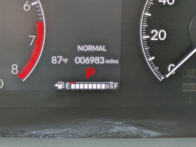 Used 2025  Honda EX image 32