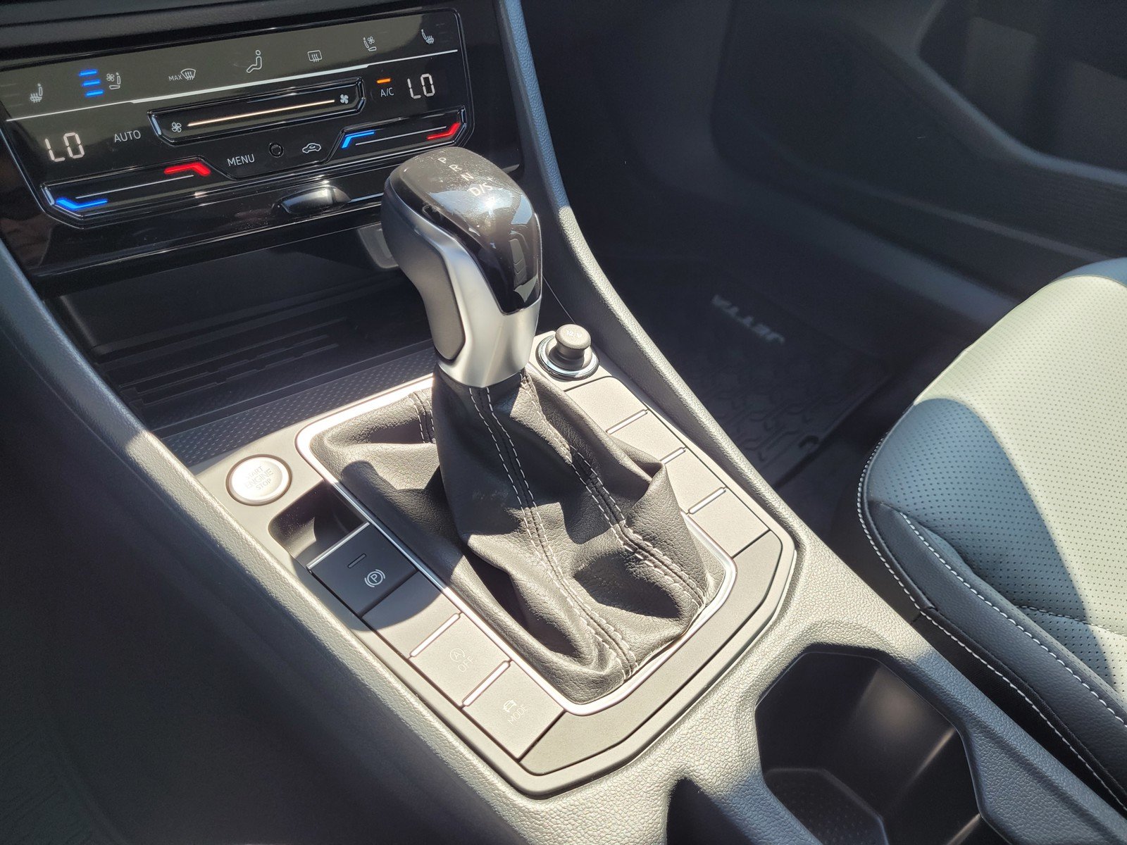 New 2026 White Volkswagen 1.5T SEL image 12
