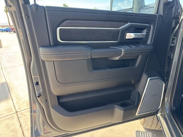 New 2026 Ceramic Gray Clear-Coat Exterior Paint RAM Laramie image 16
