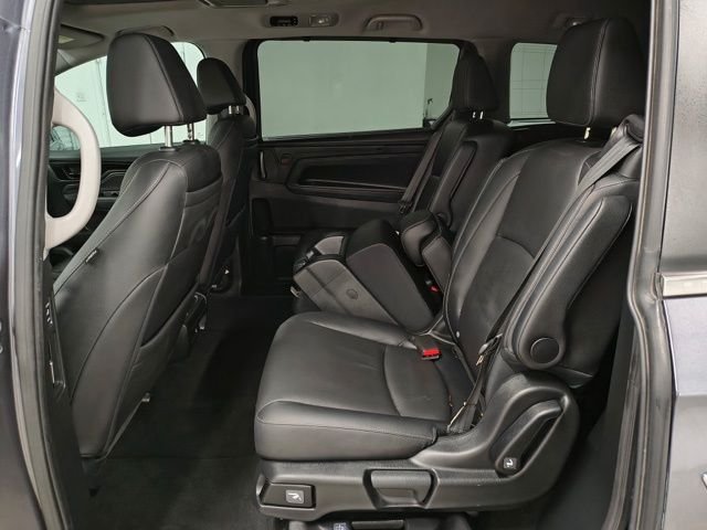 Used 2023  Honda Touring image 12