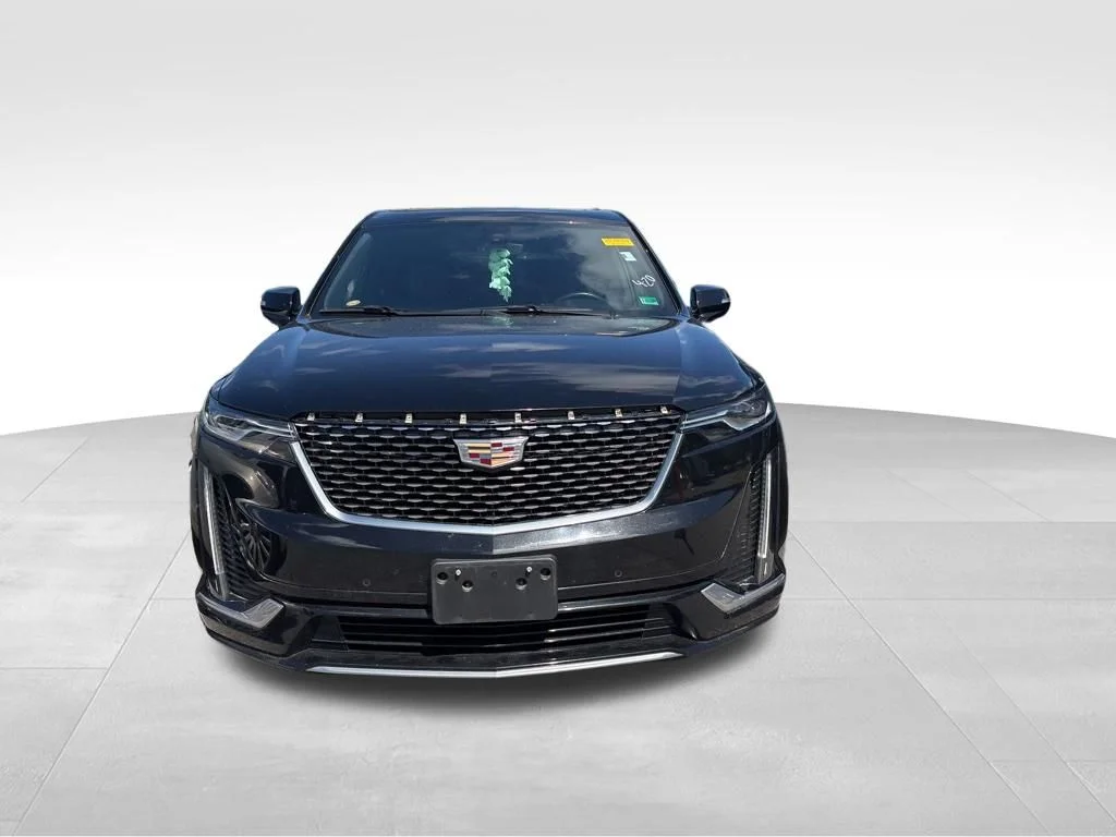Used 2021 Black Cadillac Luxury image 8