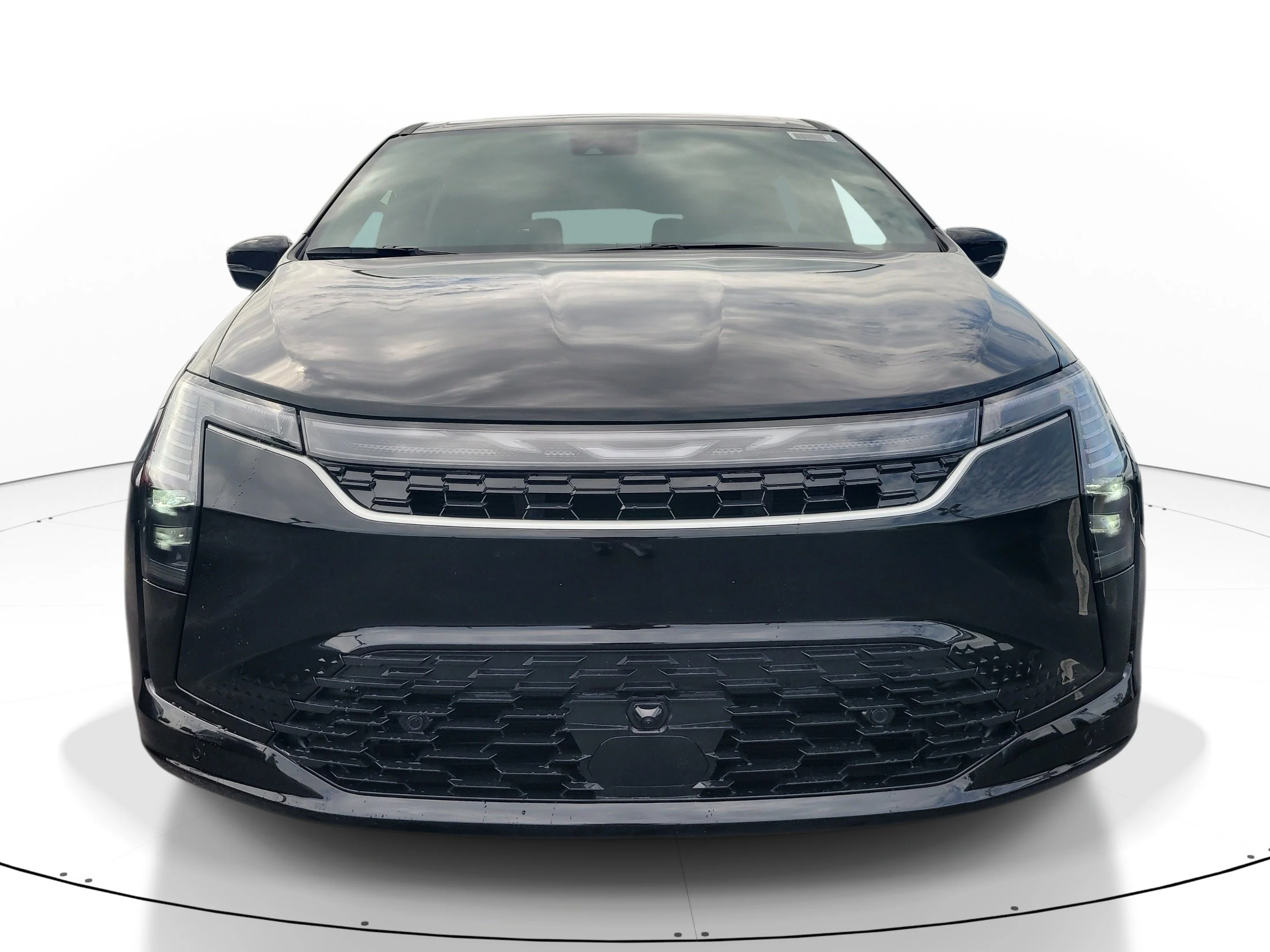 New 2027 Diamond Black Crystal Pearlcoat Chrysler Limited image 3