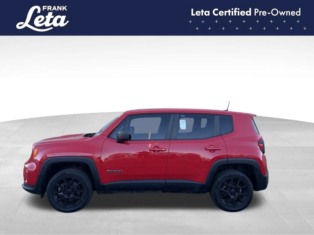 Used 2023 Red Jeep Latitude image 3