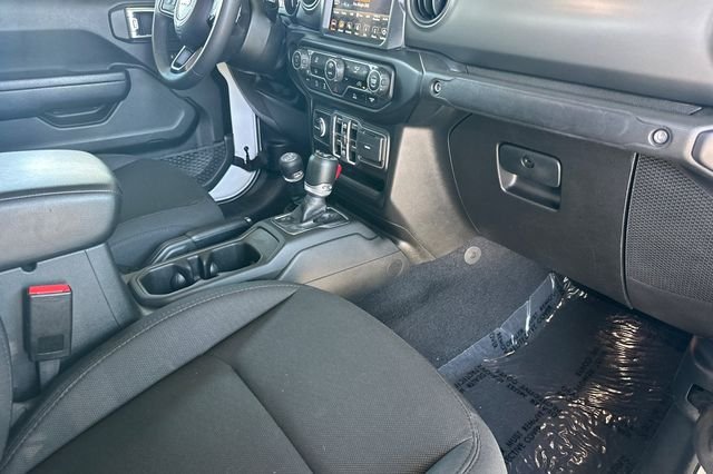 Certified Used 2023 White/off-white Jeep Willys image 15