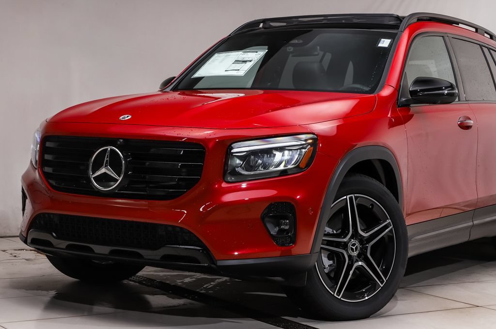 New 2026 MANUFAKTUR Patagonia Red Metallic Mercedes-Benz GLB 250 image 19