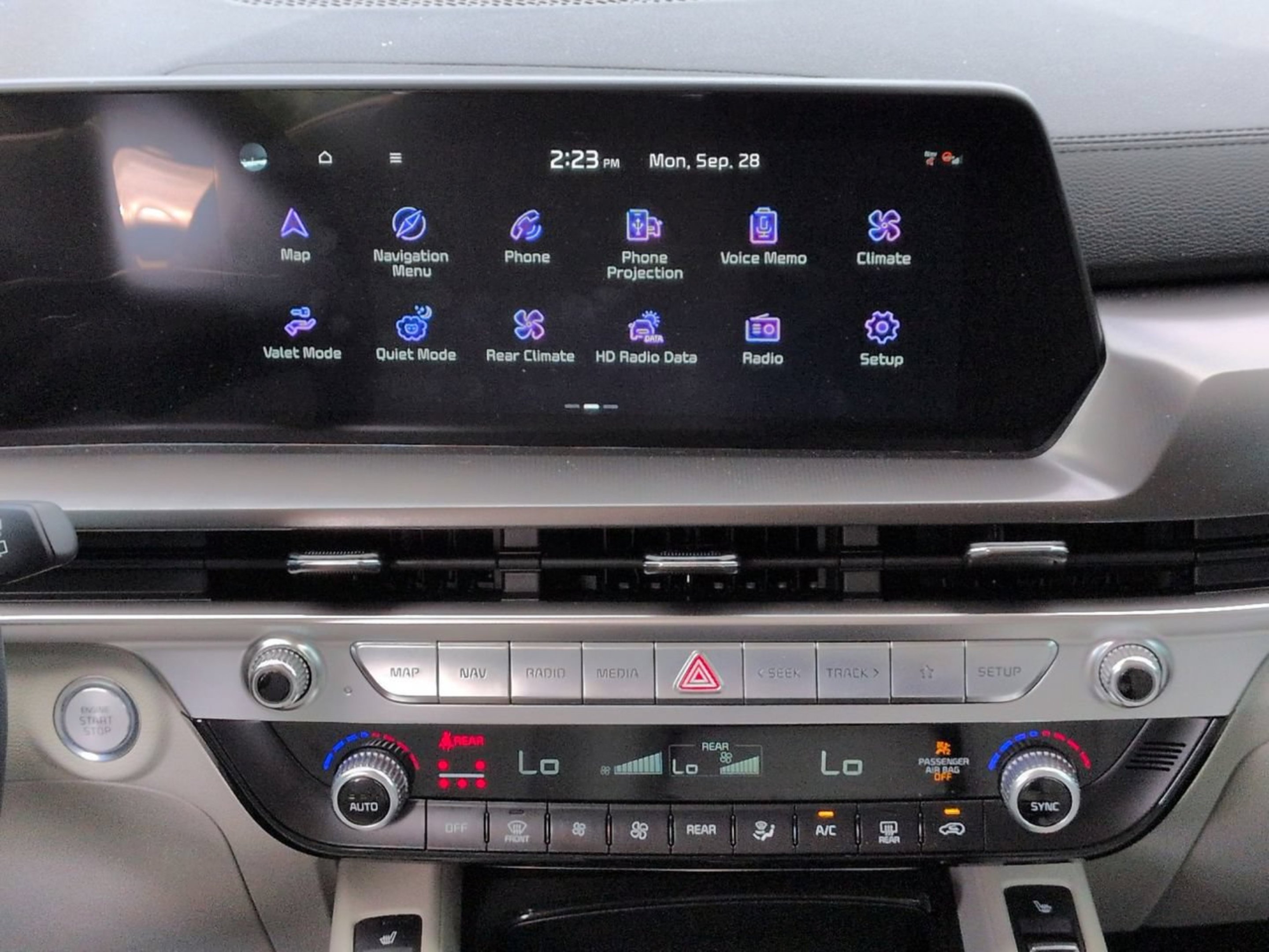 Certified Used 2025 Ebony Black Kia S image 17