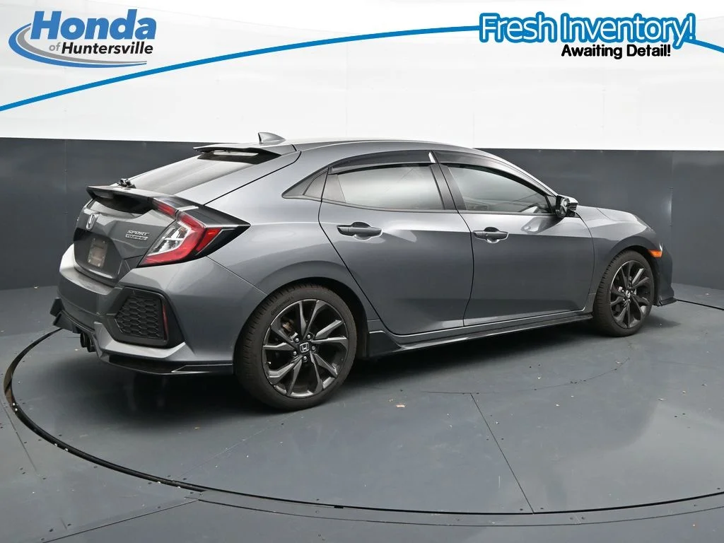 Used 2018 Modern Steel Metallic Honda Sport Touring image 10