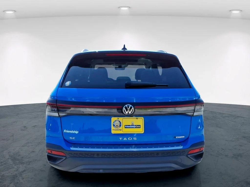 Used 2025 Blue Volkswagen 1.5T SE Black image 10