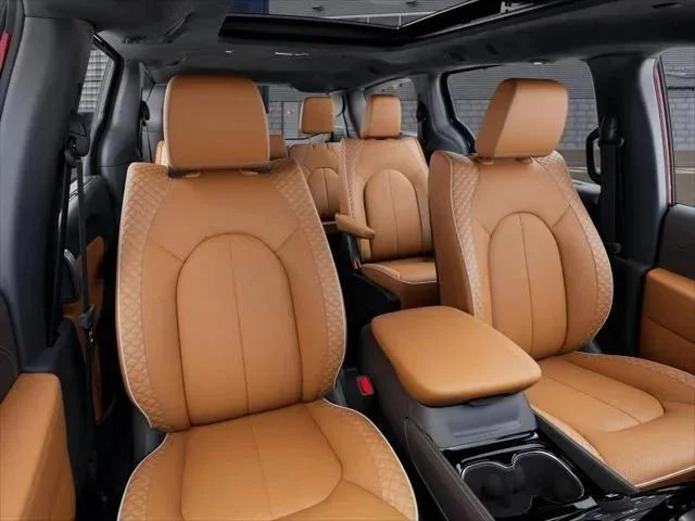 New 2026 Red Hot Pearl-Coat Exterior Paint Chrysler Pinnacle image 9