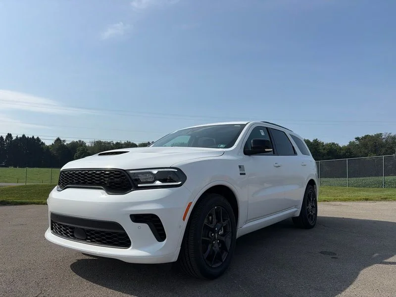 New 2026 White Knuckle Clear-Coat Exterior Paint Dodge GT Plus image 7