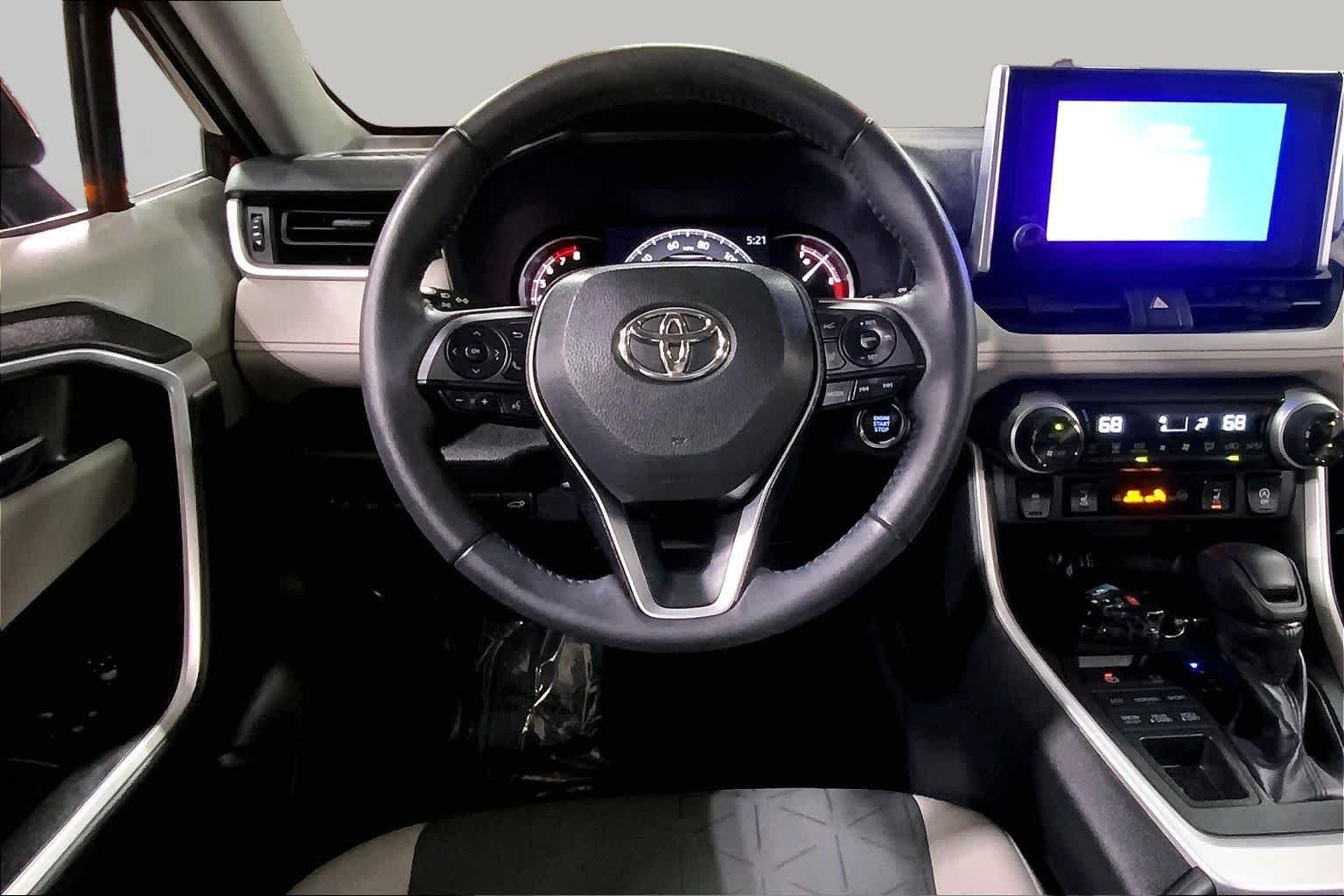 Used 2023 Ruby Flare Pearl Toyota XLE image 6