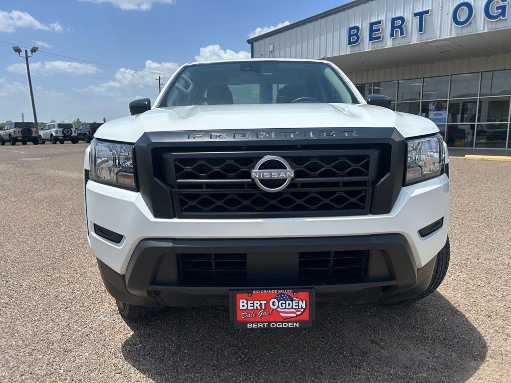Used 2023 White Nissan S image 2