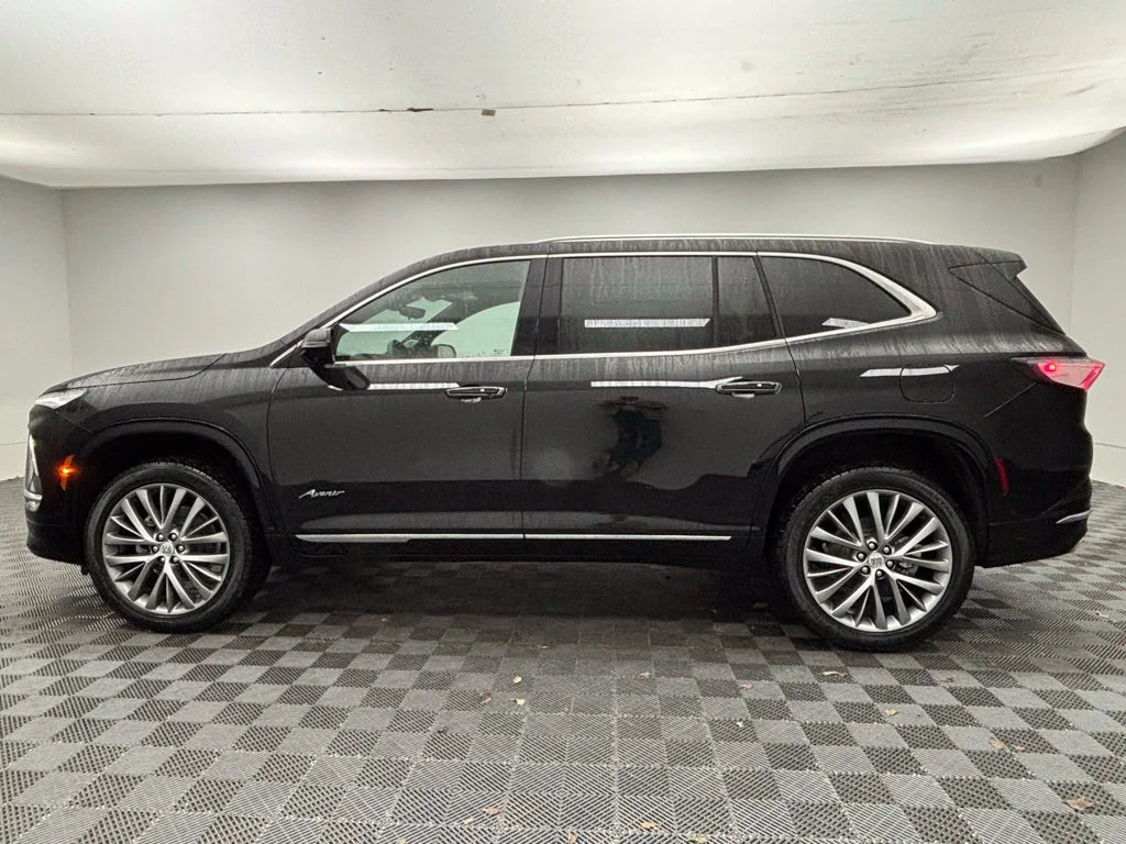 2026 Buick Enclave Avenir - Photo 17