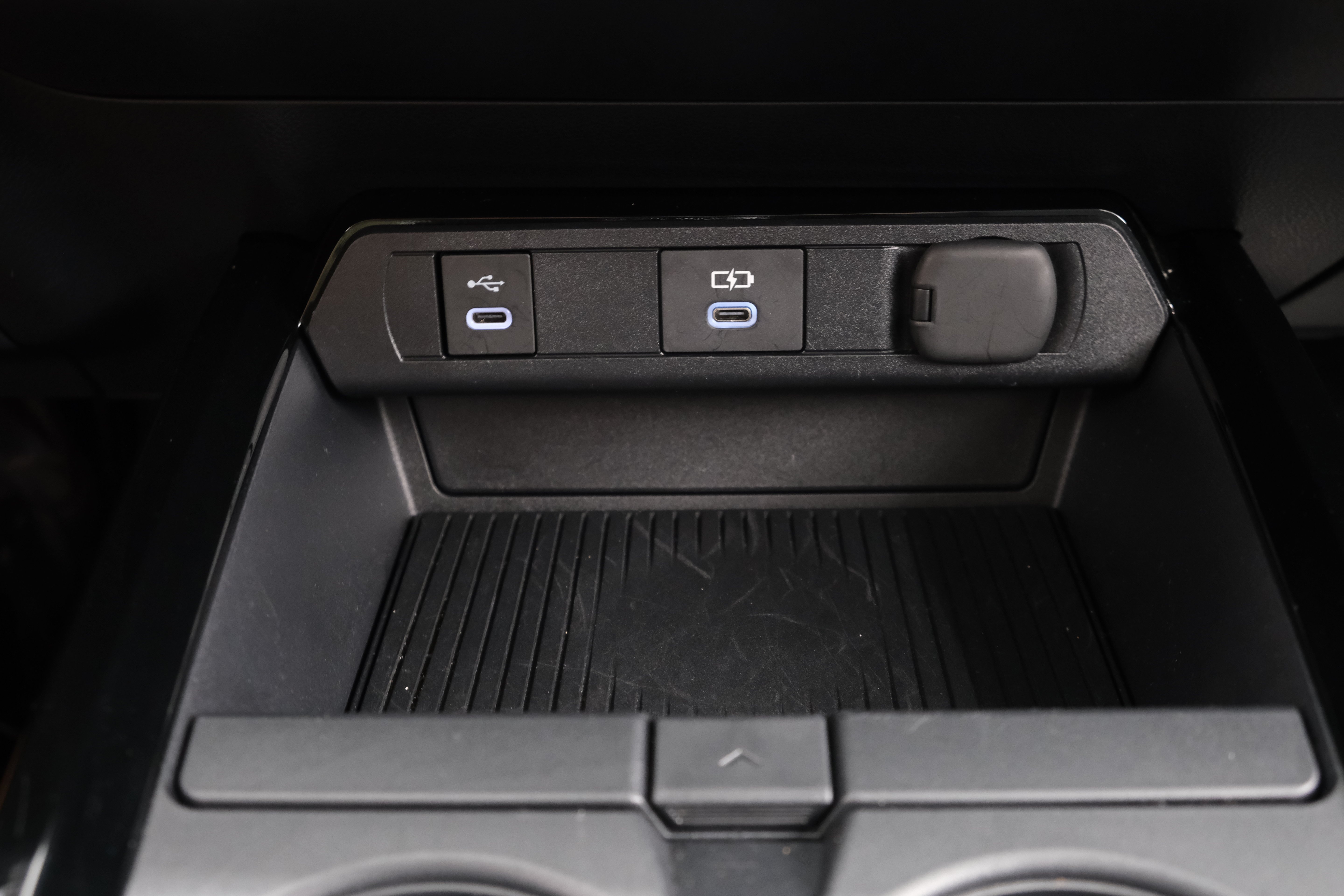 Certified Used 2025 Wind Chill Pearl Toyota XSE Premium image 24