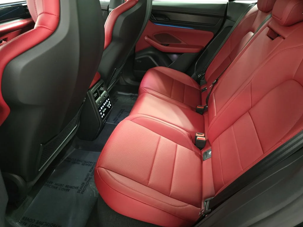 2026 Porsche Macan GTS - Photo 24