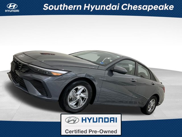 2025 Hyundai Elantra SE
