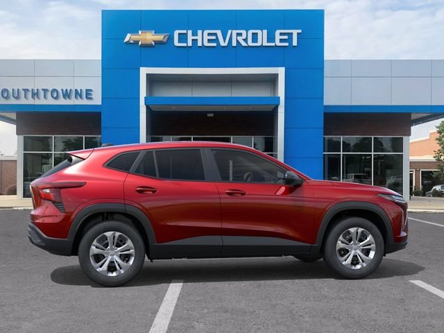 2026 Chevrolet Trax LS - Photo 5