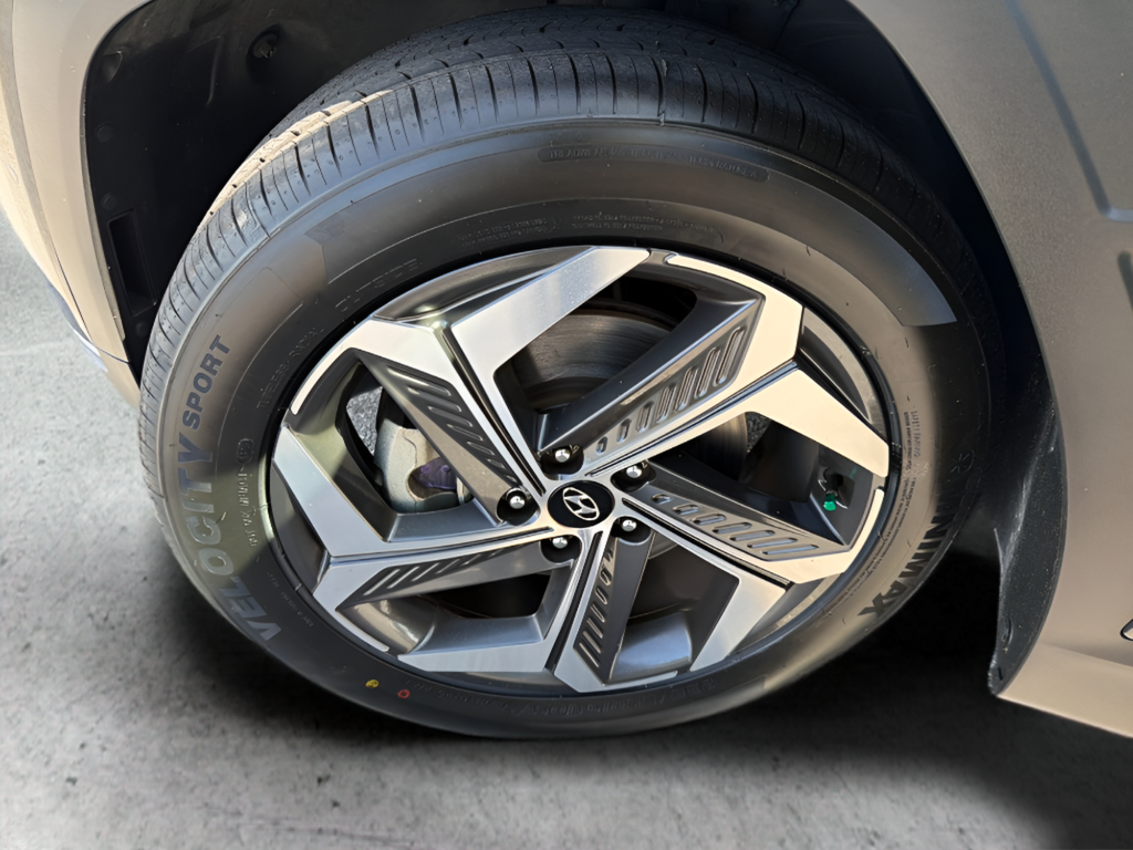 Used 2024 Dark Gray Metallic Hyundai Limited image 43