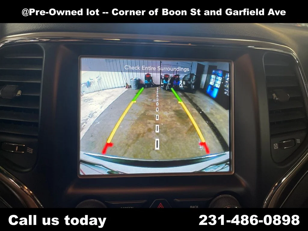 Used 2017 White Jeep Limited image 24
