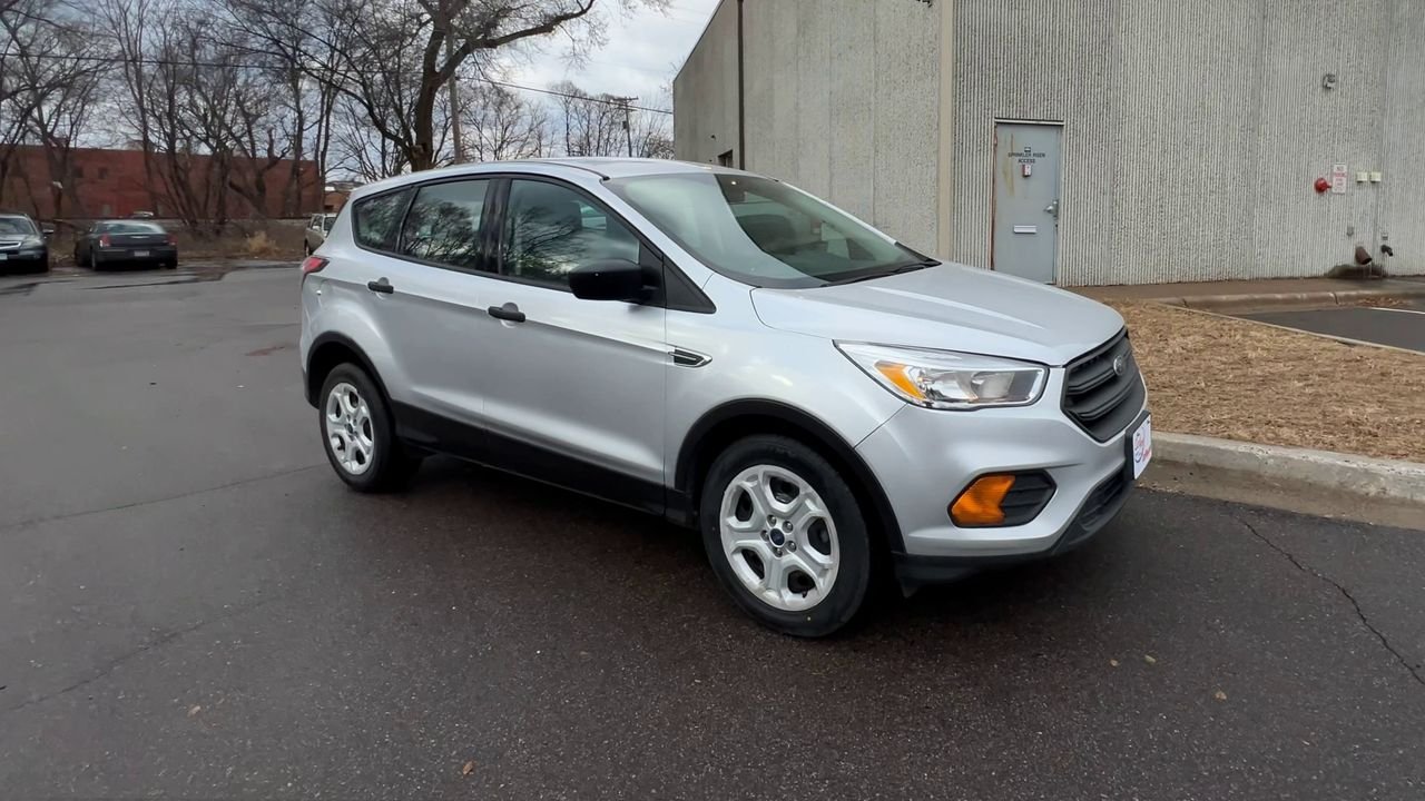 2017 Ford Escape S photo 2