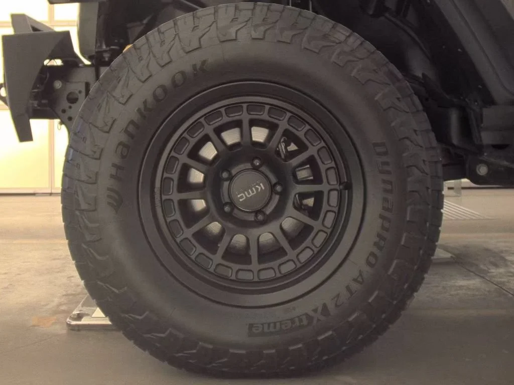 Used 2021 Sting-gray Clea Jeep Sport image 4