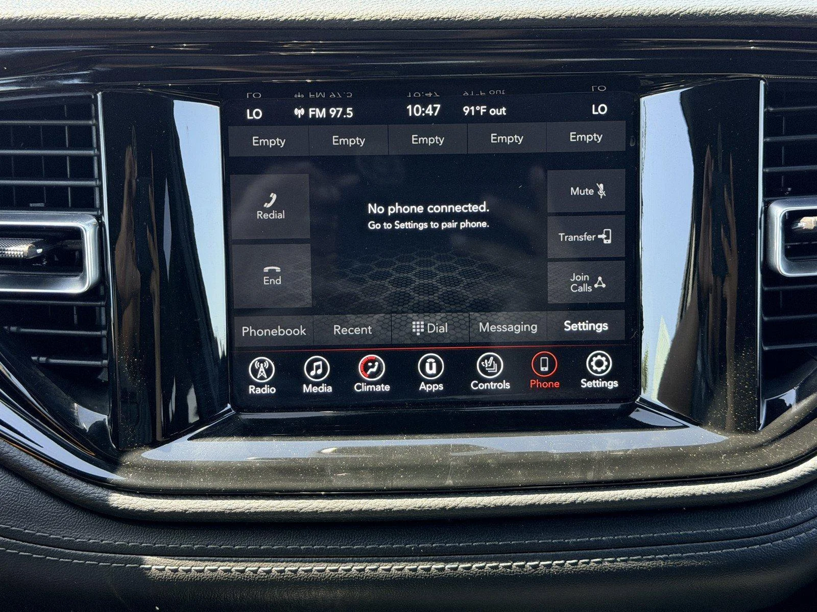 Used 2023 White Knuckle Cle Dodge SXT image 19