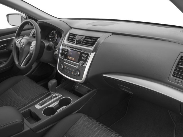Used 2016 Pearl White Nissan 2.5 SV image 18