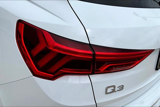 Used 2022 White Audi Premium Plus image 30