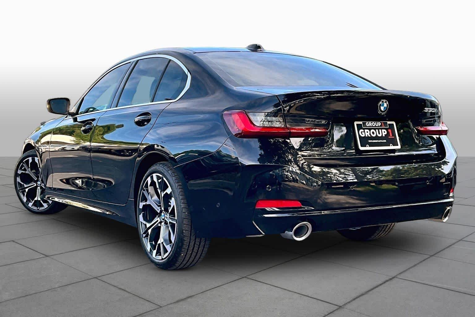 2026 BMW 3 Series 330i - Photo 12