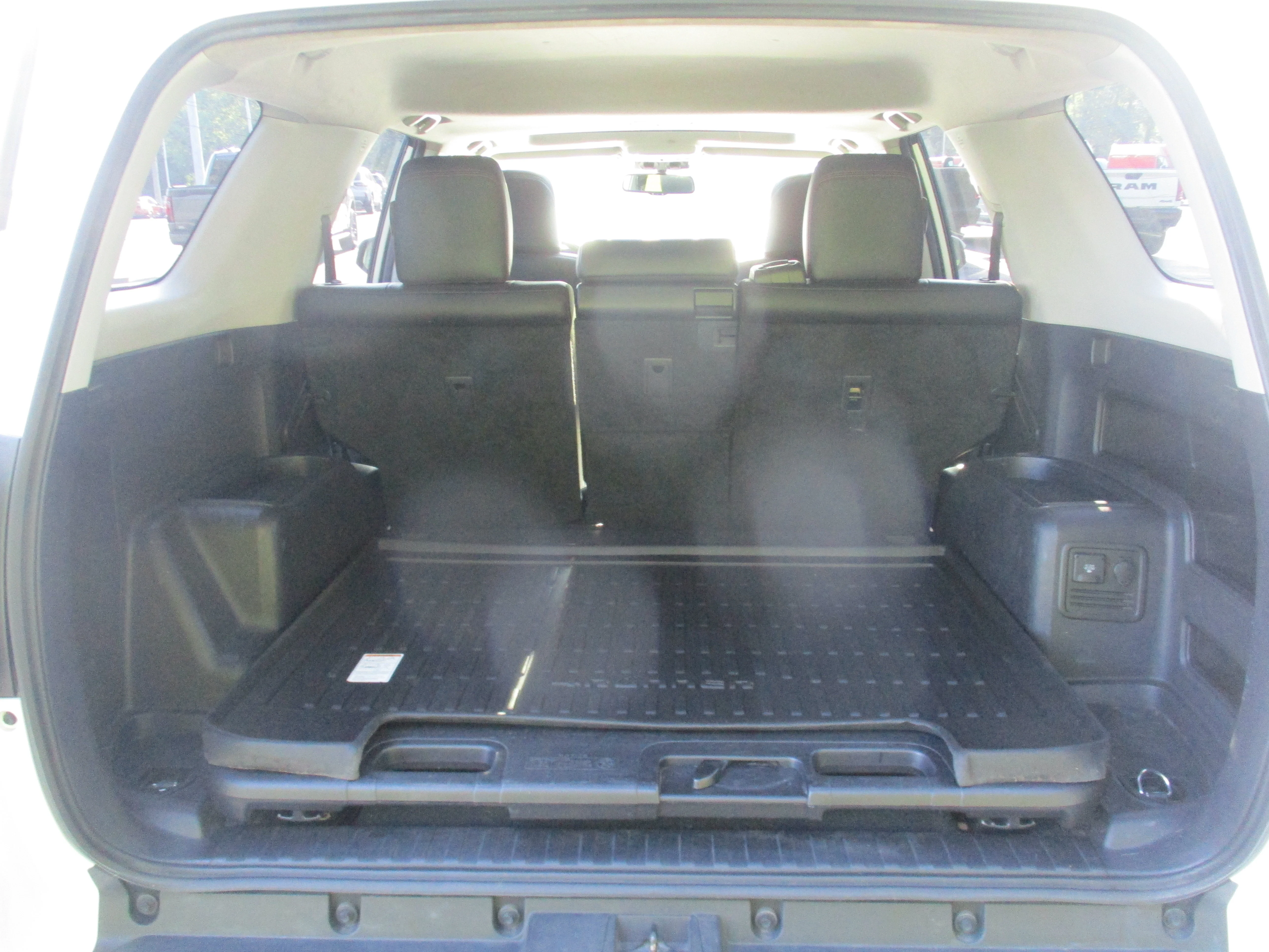 Used 2017 SUPER WHITE Toyota  image 47